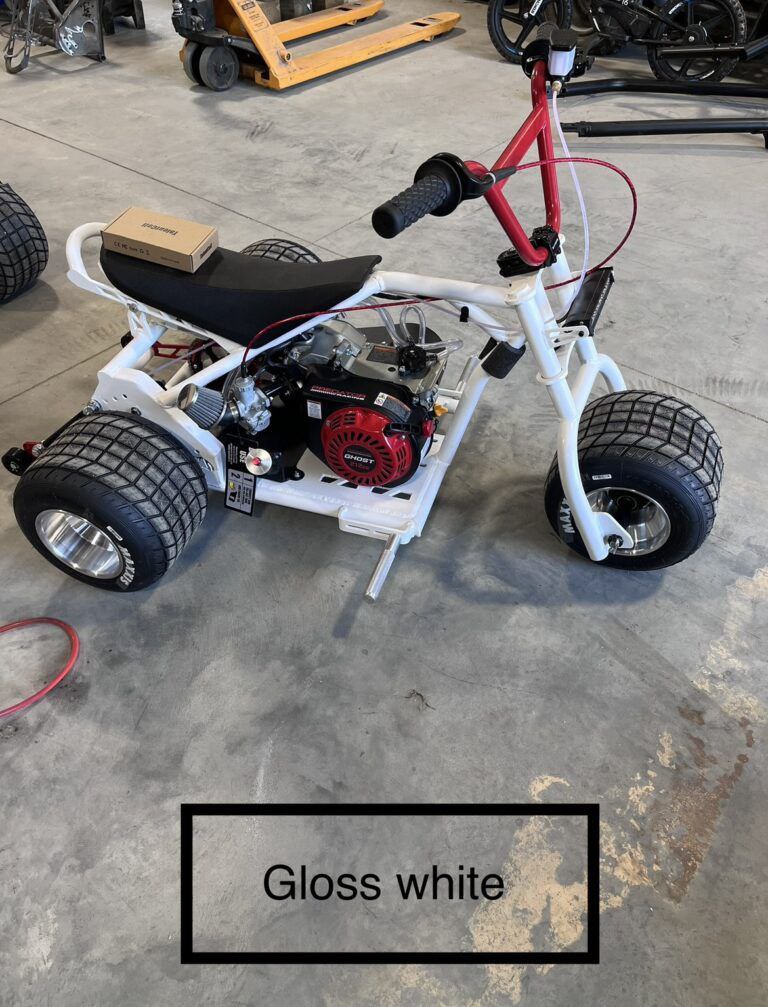 white mini trike